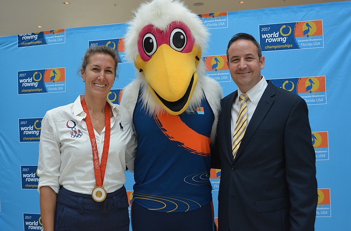 Olympic gold medalist Lindsay Shoop, Scully the mascot, and Mall General Manager Jeramy Burkinshaw are on hand to announce a partnership for the 2017 World Rowing Championships.