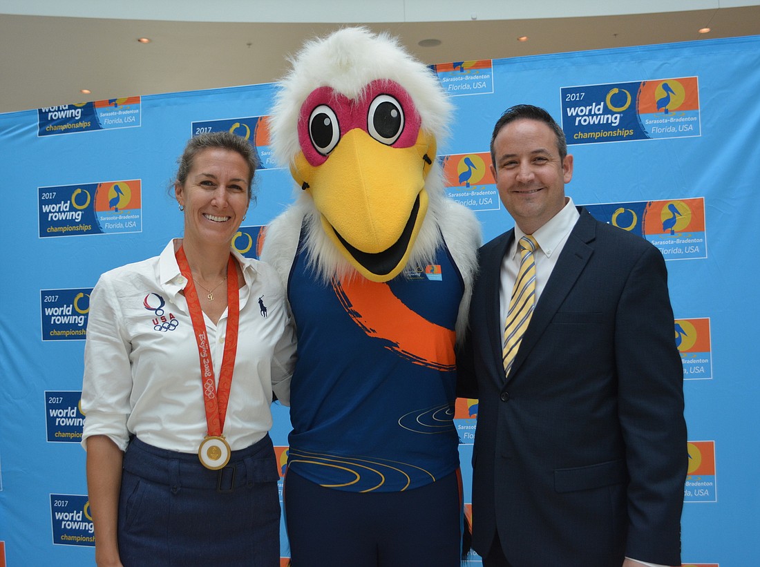 Olympic gold medalist Lindsay Shoop, Scully the mascot, and Mall General Manager Jeramy Burkinshaw are on hand to announce a partnership for the 2017 World Rowing Championships.