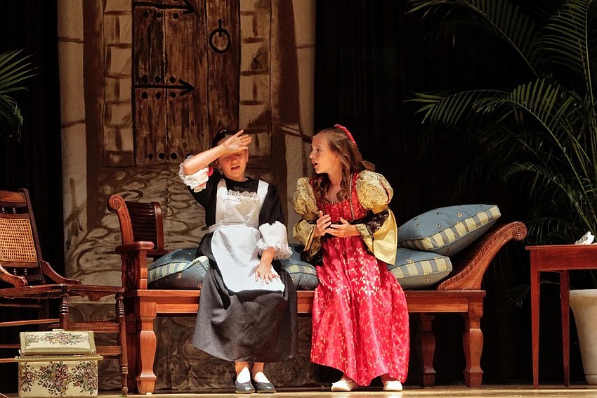 Nurse (Sophie Caragiulo) and Juliet (Liza Strong)