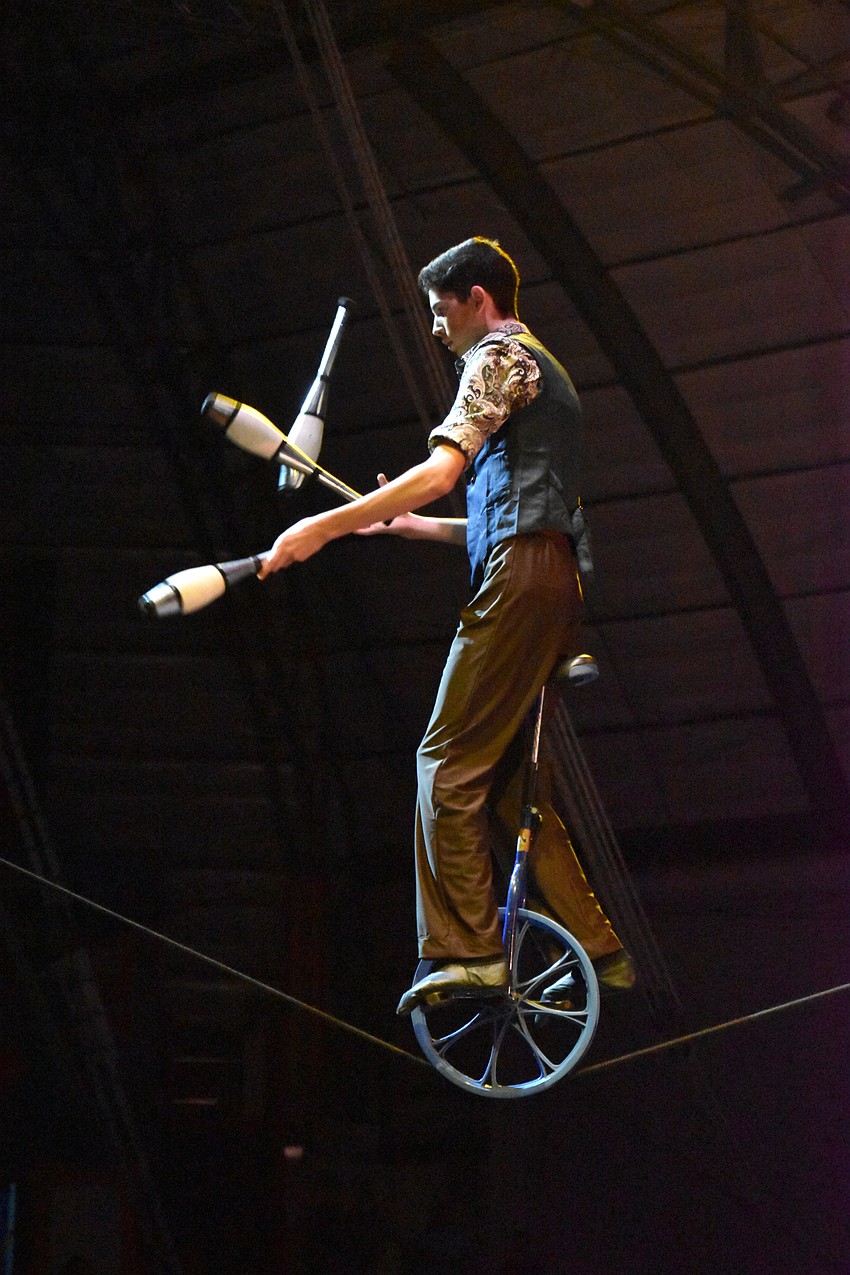 Jared Gracia-David performs a series of feats on the Slack Rope.