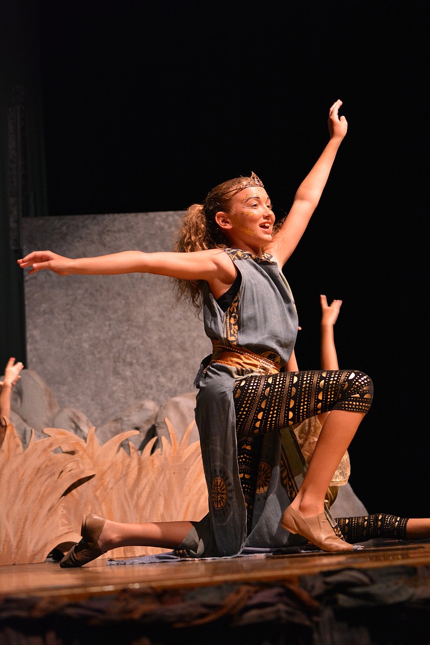 Emma Zolecki plays Shenzi, the lioness and mother of Nala.