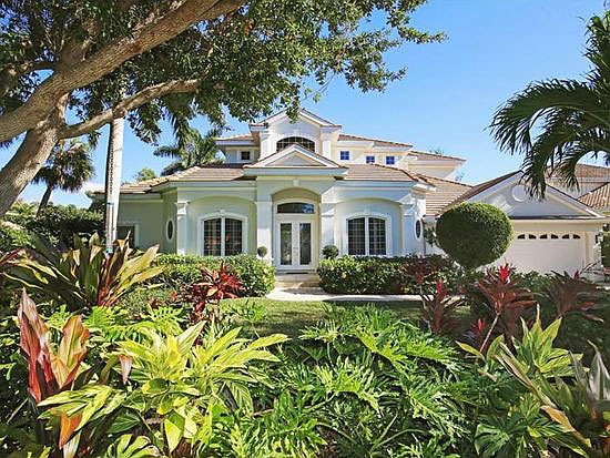 This home at 665 N. Owl Drive on Bird Key sold for $2.55 million.