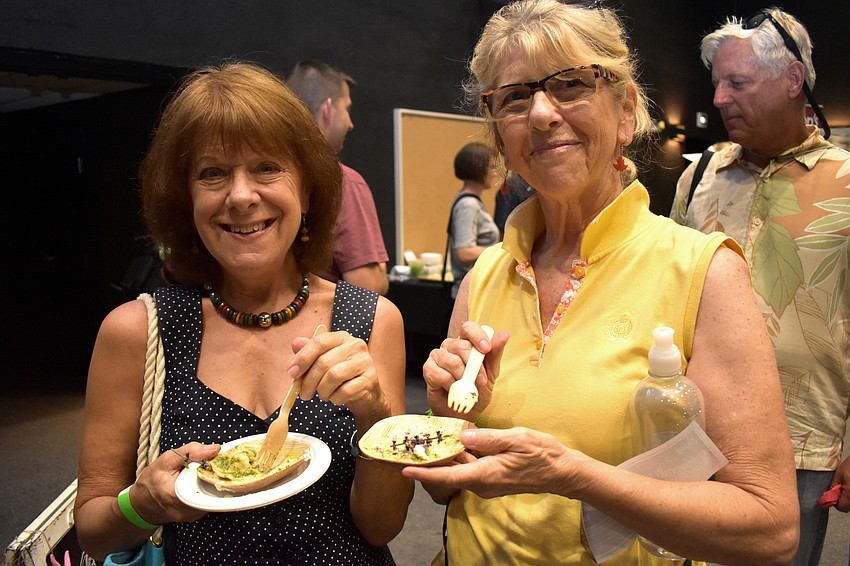 Nini Insinna and Bonnie Kissam