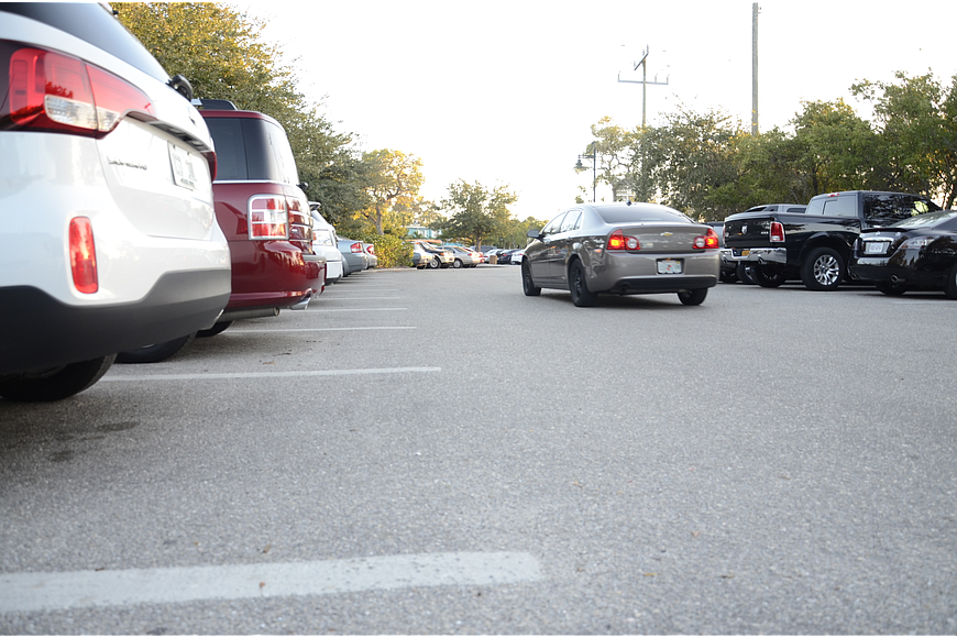 The idea for a new parking lot in Siesta Key was just starting to take shape, but some commissioners hope to find a different solution to the parking shortage.