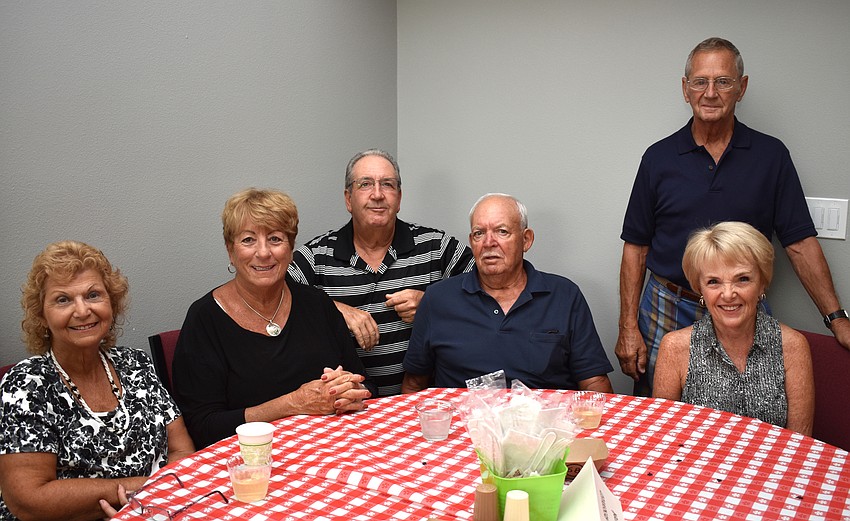 Donna Winter, Beth Waldman, Bobby Winter, Herman Waldman and Bob and Joyce Mazurek