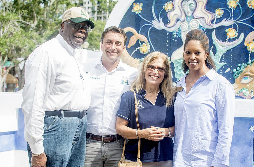 City Commissioners Willie Shaw, Hagen Brody, Liz Alpert and Mayor Shelli Freeland Eddie