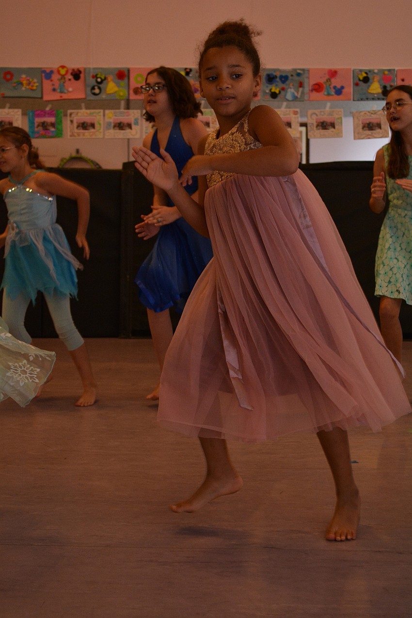 Andrea Vasquez dances 