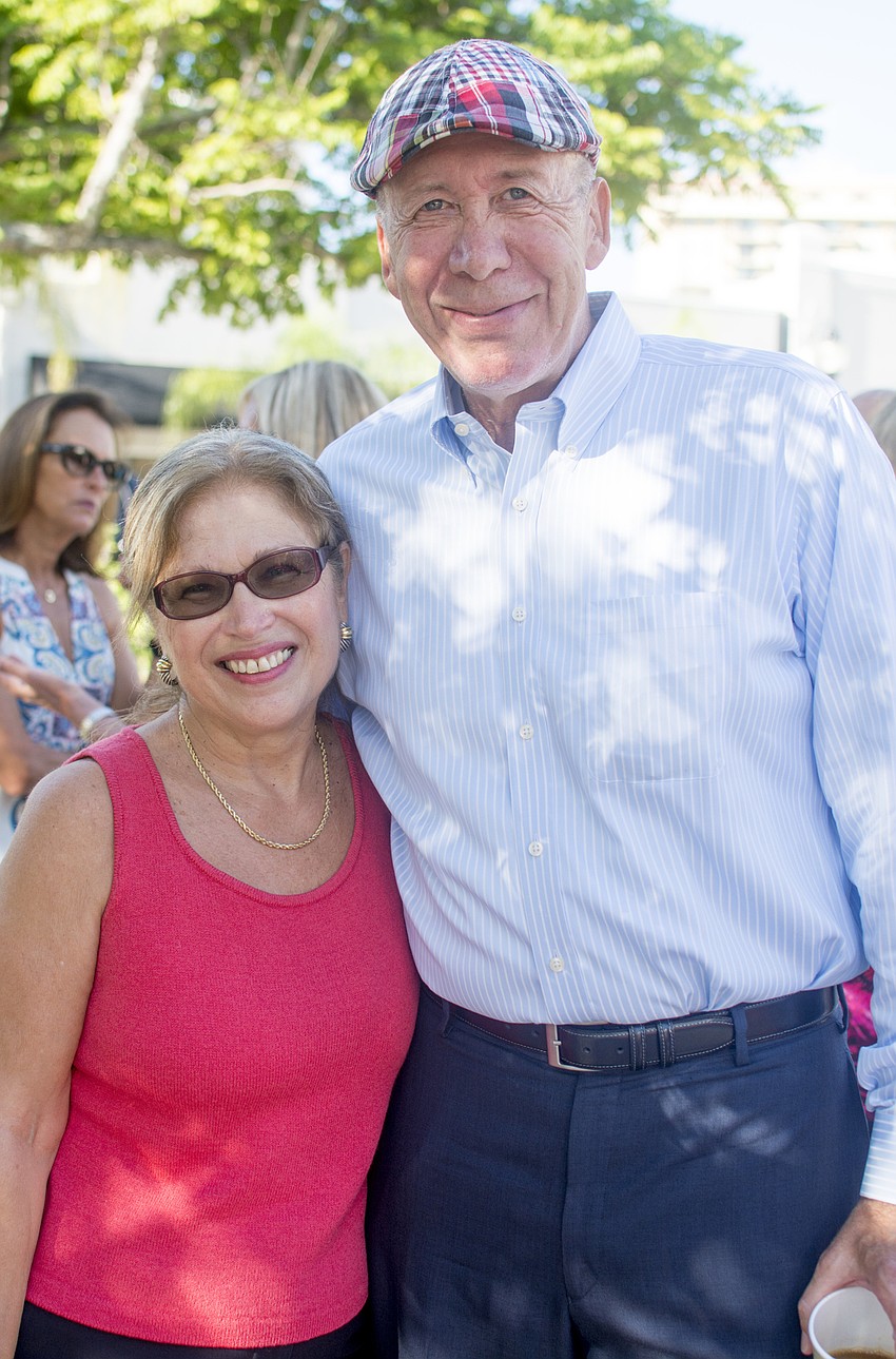 Vice Mayor Liz Alpert and City Manager Tom Barwin