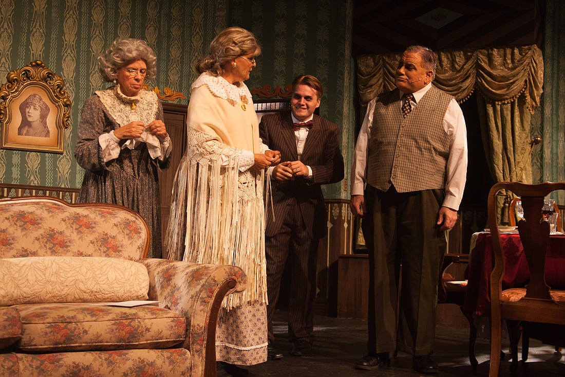 Review: Theater review: 'Arsenic and Old Lace