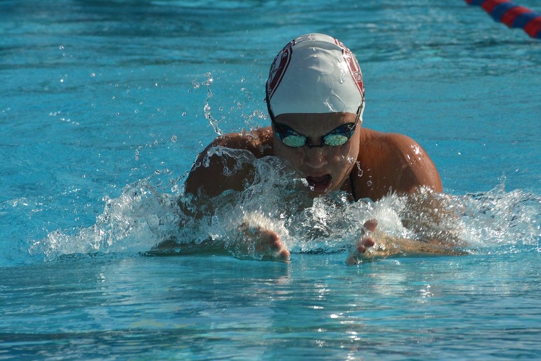 Braden River&#39;s Kate Walker won the girls 100 breaststroke at the Tri-County meet despite a string of injuries.