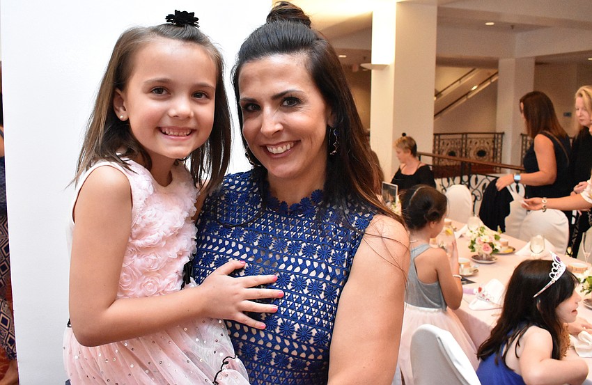 Stevie Schlossberg with mother and Co-Chairwoman Michele Pishalski-Schlossberg