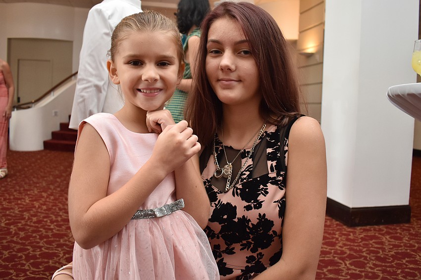 Grace and Anastasia Gutherz