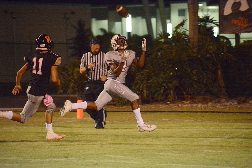 Craivon Koonce hauls in his second touchdown catch of the evening.