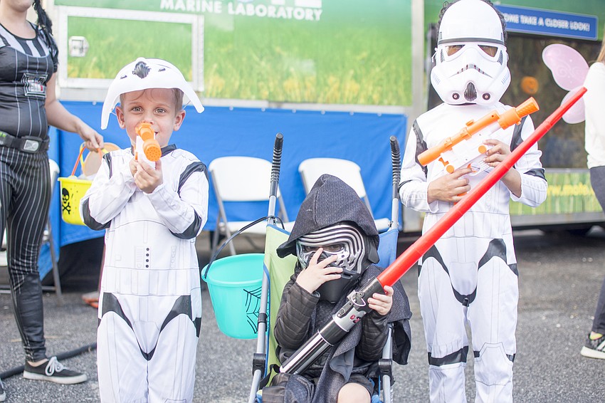 Max, Jameson and Roan Sanders