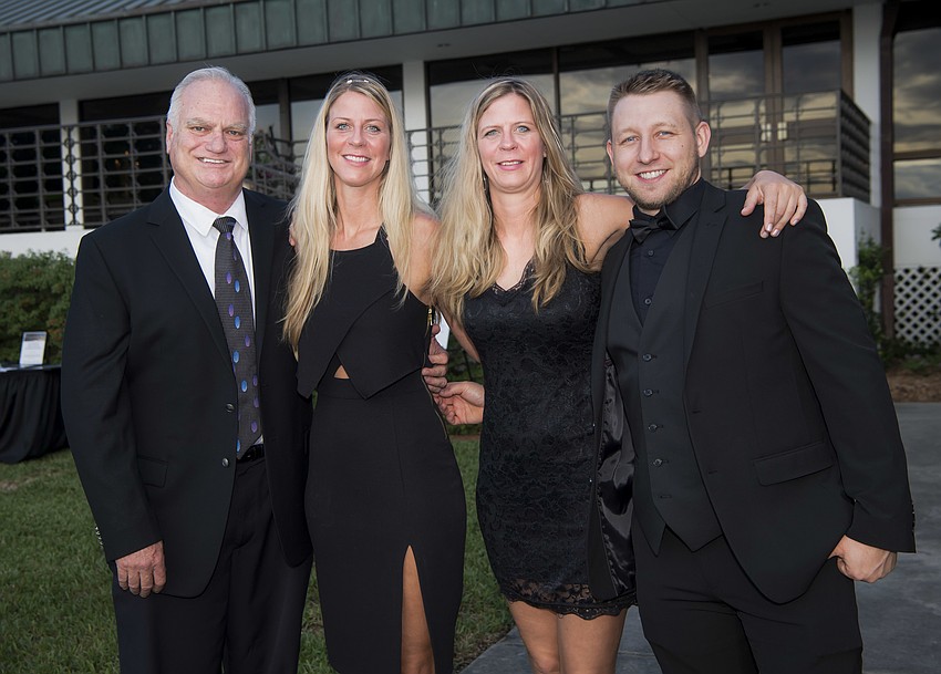 Eric Hipple, twins Rianne and Nanja, with Bryan Sosnitza