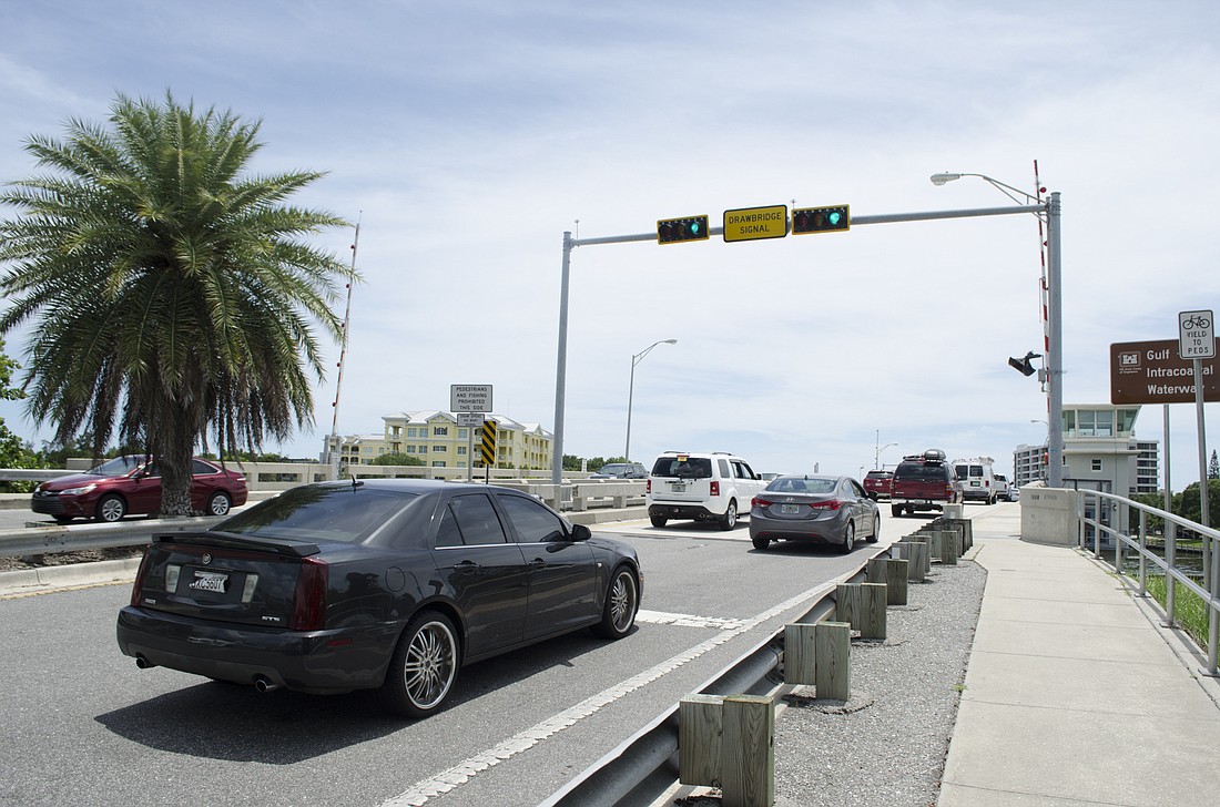A parking garage may not be the fix-all some Siesta Key residents are looking for to solve the issue.