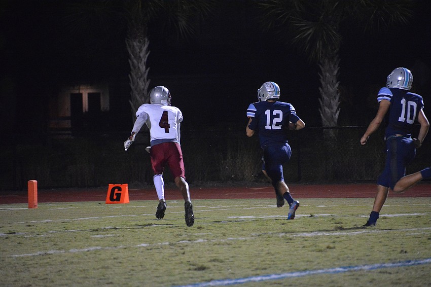 ODA wideout Ethan Bertrand (12) takes a Gus Mahler pass 52 yards for the score.