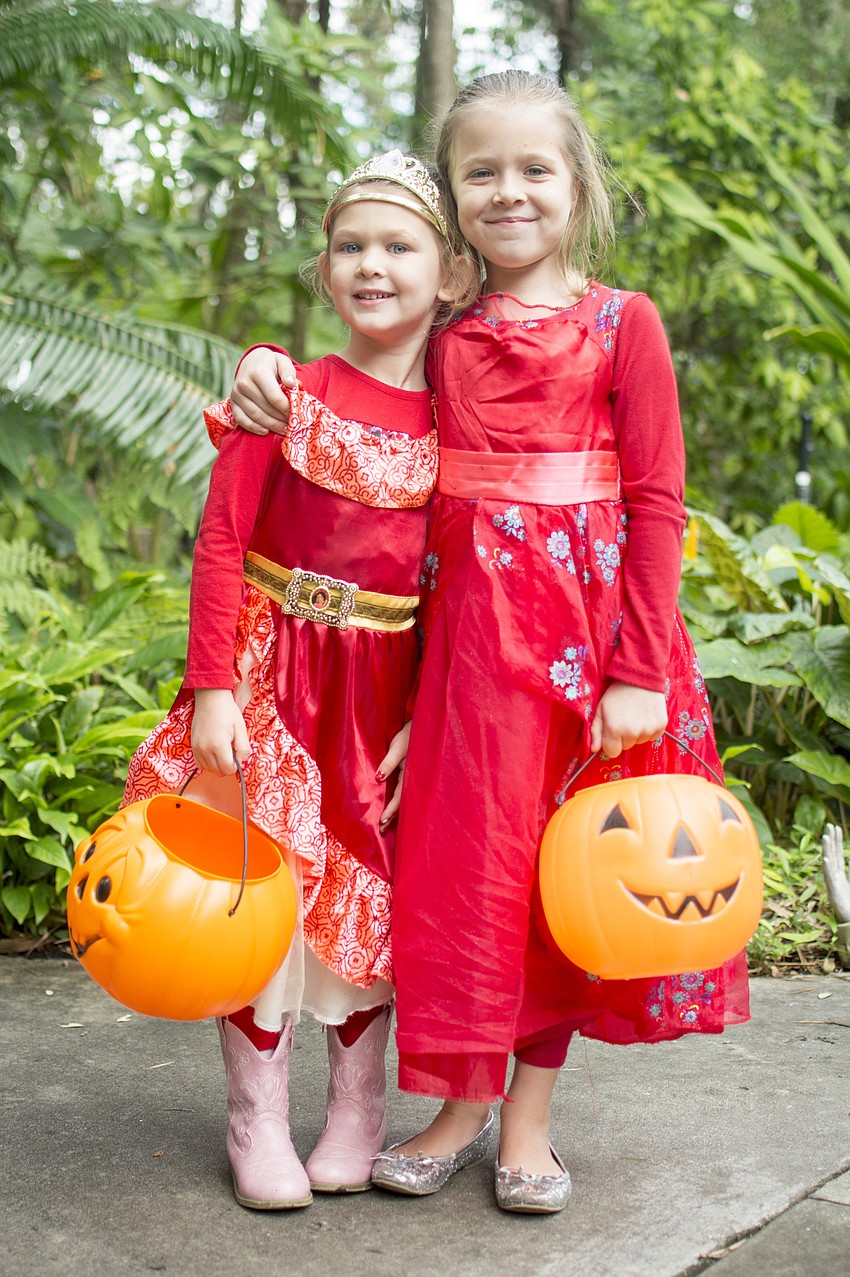 Emma and Chloe Harrington