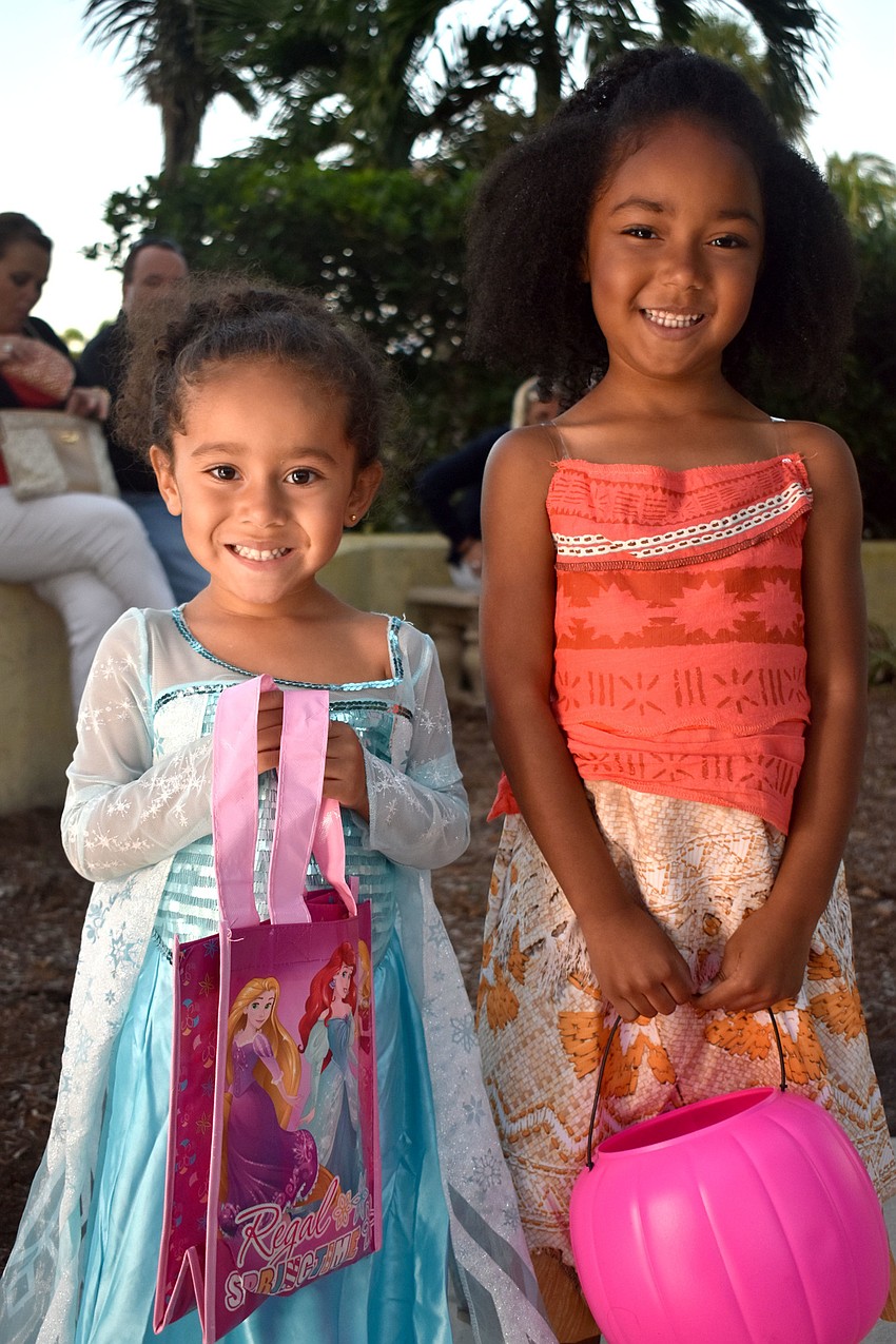 Ciana Kobe and Genesis Holland