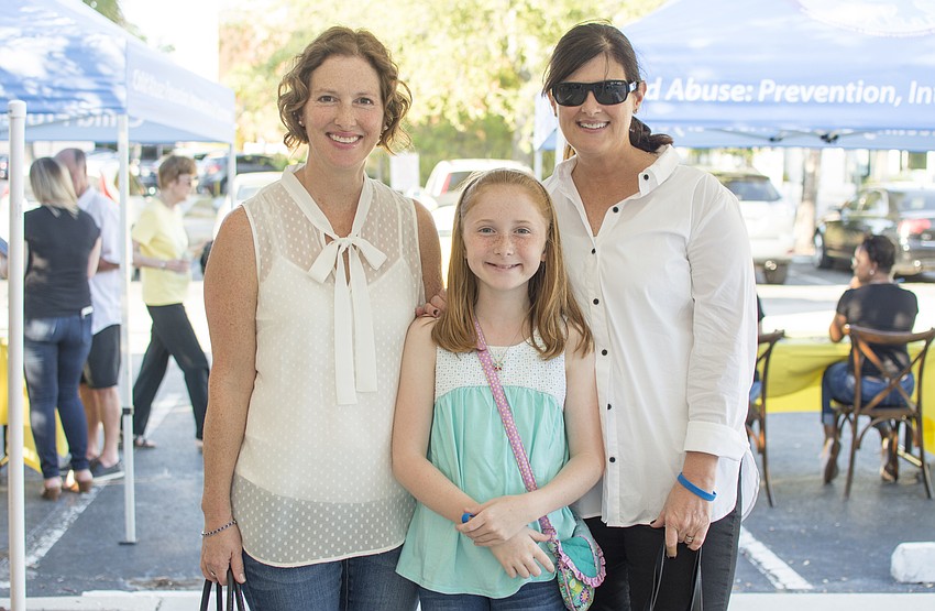 Laura and Gabi DeLeo and Paula Ippolito