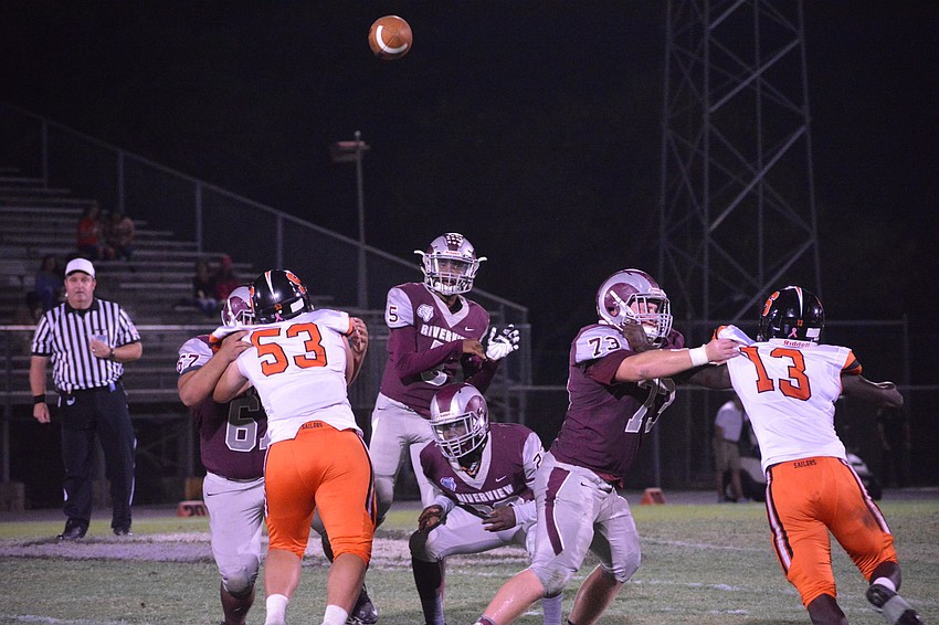 Rams QB Arthur Brantley IV watches his pass make its way downfield.