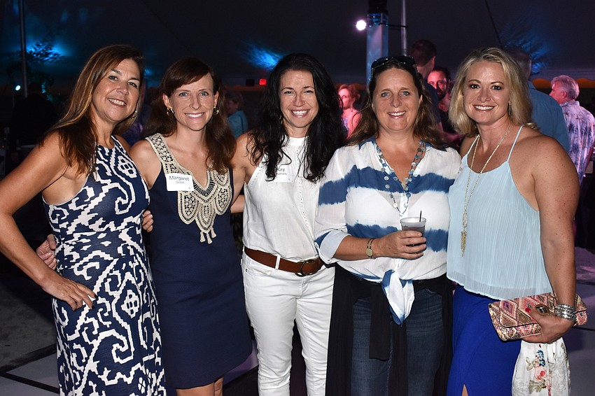 Paula Murray, Margaret Good, Kay Mathers, Heidi Scholten and Megan Heller