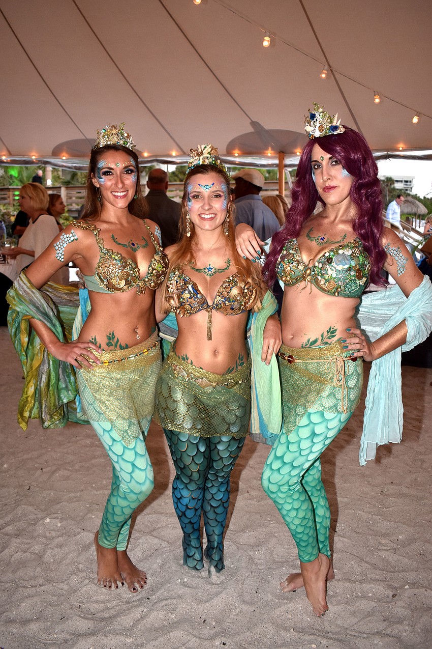 Jackie Assell, Rebecca Brillhart and Sarafina Herself posed as mermaids throughout the night.