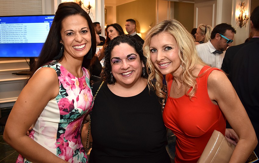 Joelle Steinhoff, Jennifer Simms and Valerie Parsons