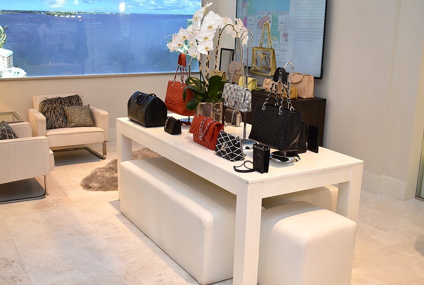 This year, a new feature to the cocktail hour was a pop-up shop by The Met and What Goes Around Comes Around.