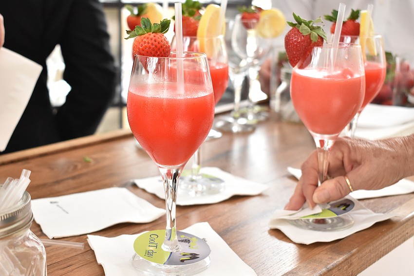 Guests enjoyed frozen drinks at the frose bar.