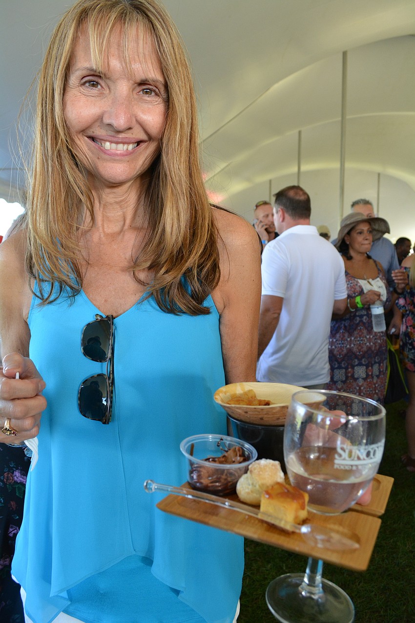 Lynette Revel raves about desserts made by Manatee Technical College's culinary students. 