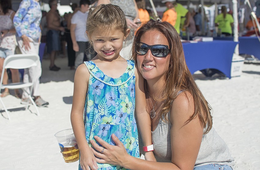 Allisyn and Melissa Cheng