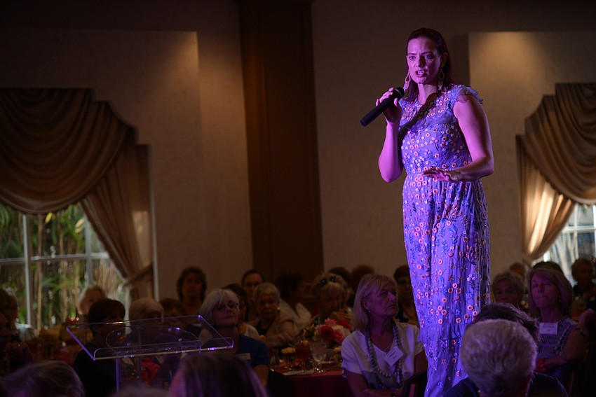 Sunny Smith performs.