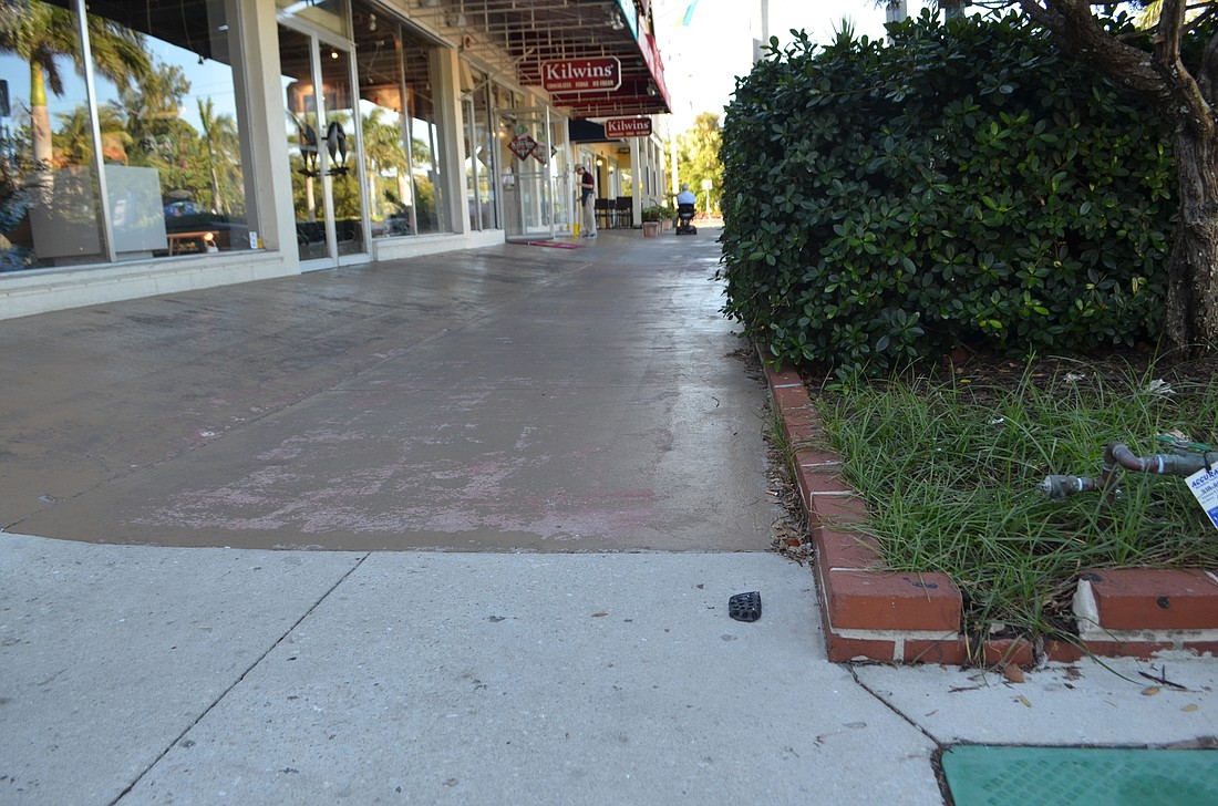 St. Armands Circle stakeholders have identified a series of problem areas along the sidewalks in the shopping district, an issue they hope to address heading into season.