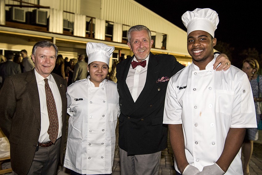 Jay Brady, Jasmine (14), Phil King and Desmen (13)