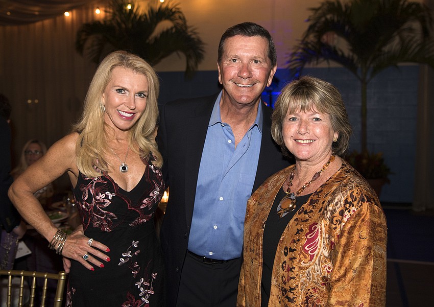 Caroline & Lee Wetherington with Sarabeth Kalajian