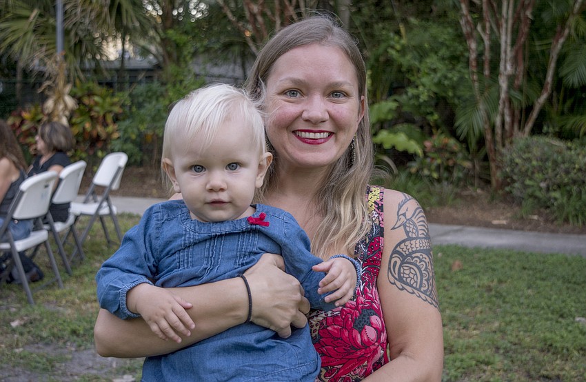 Casey Navarro and Kaylee Bowman