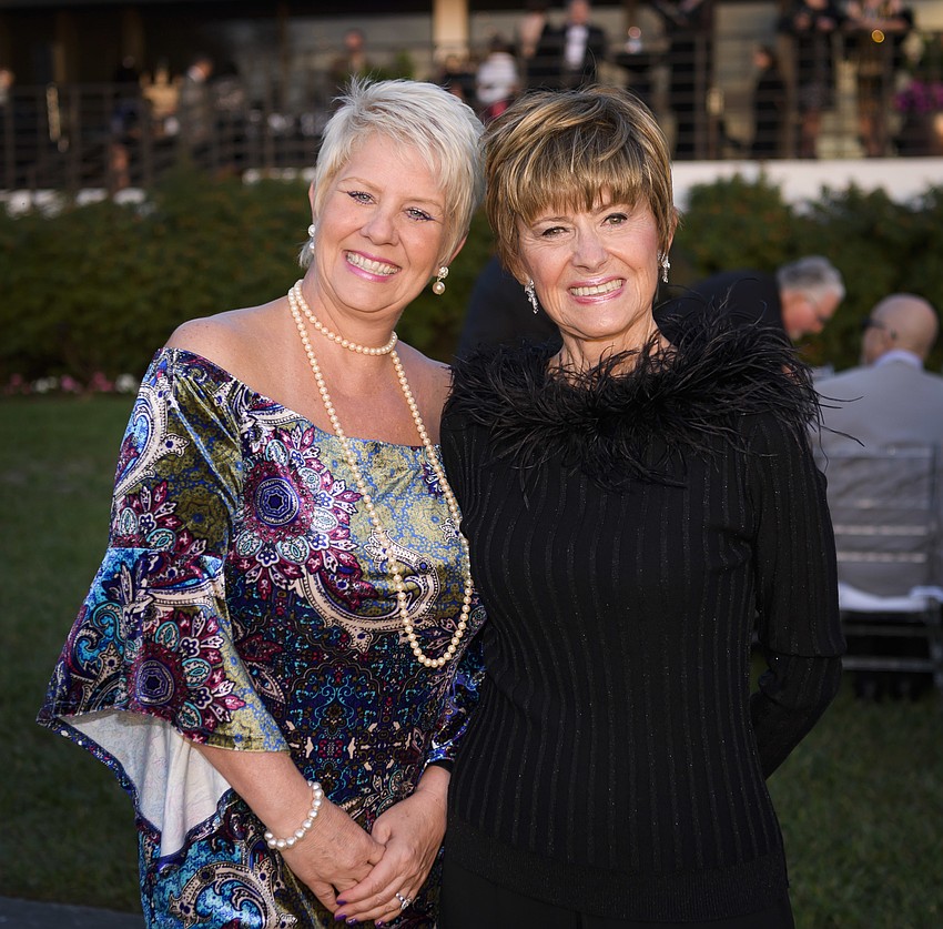 Cara and Karin Gustafson