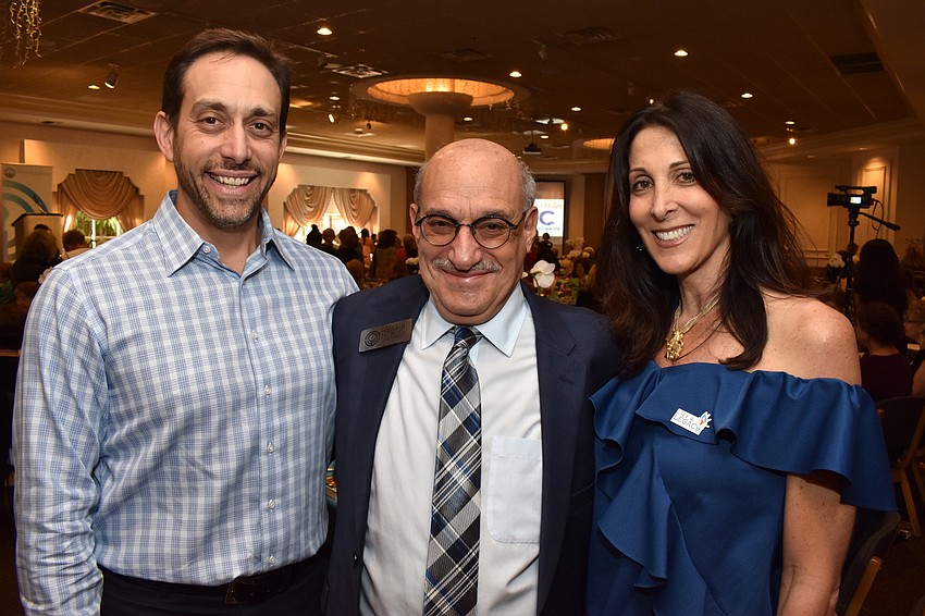 Josh Green, The Jewish Federation of Sarasota-Manatee Executive Director Howard Tevlowitz and Julie Green