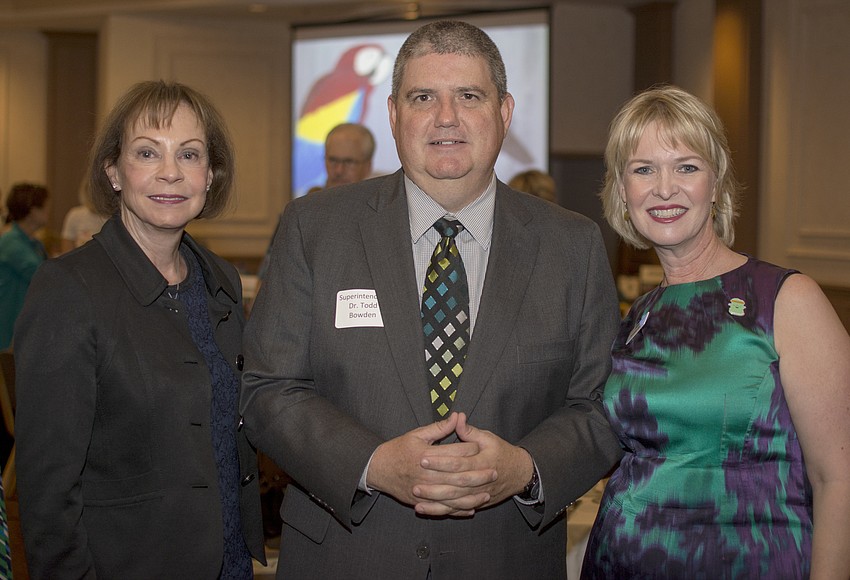 Your Observer | Photo - Joanne Powers, Superintendent Todd Bowden and ...