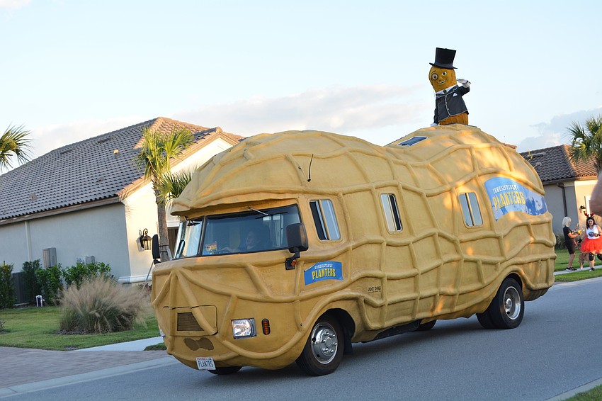 The Planter's Nutmobile even made an appearance, as did Oscar Mayer's Wienermobile.