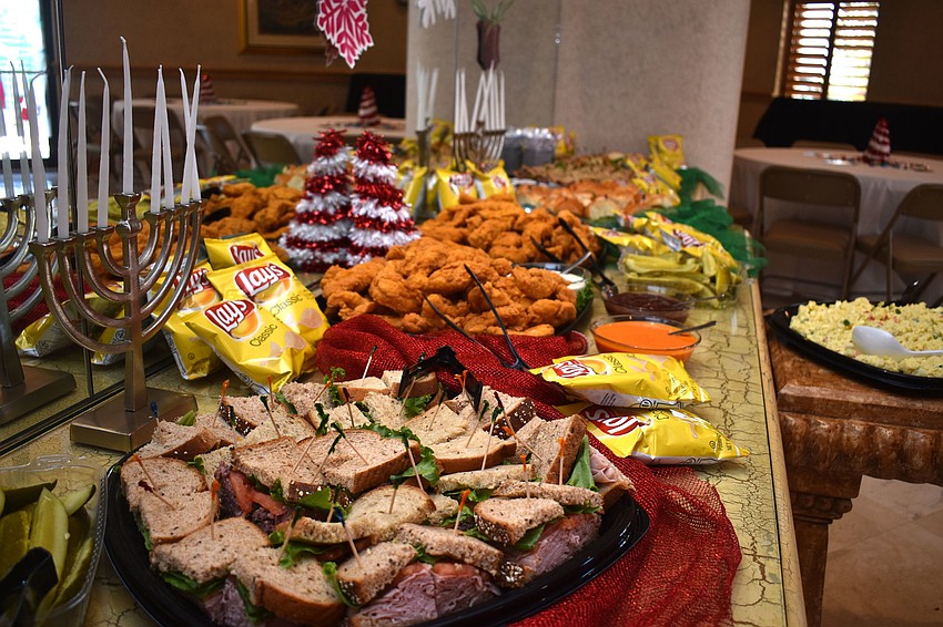 Attendees enjoyed a buffet lunch.