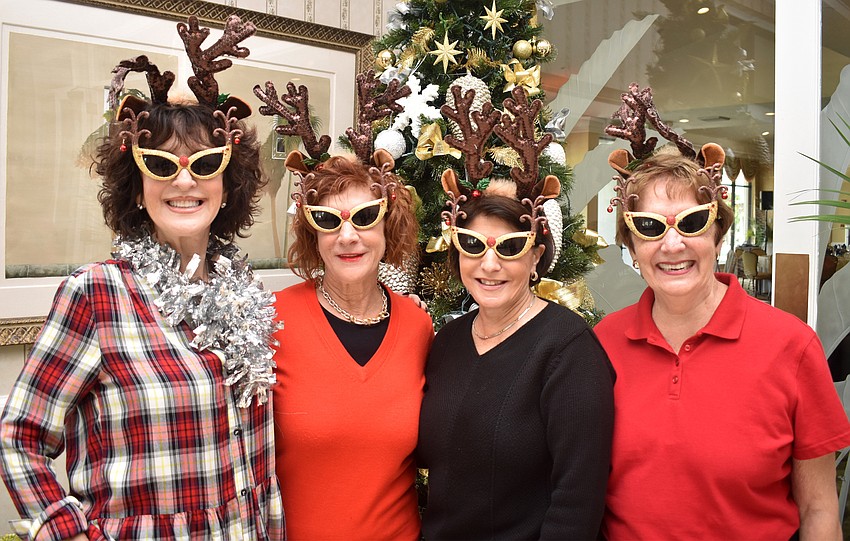 Andi Munzer, Debbie Rand, Kathy Bernstein and Peggy Costello