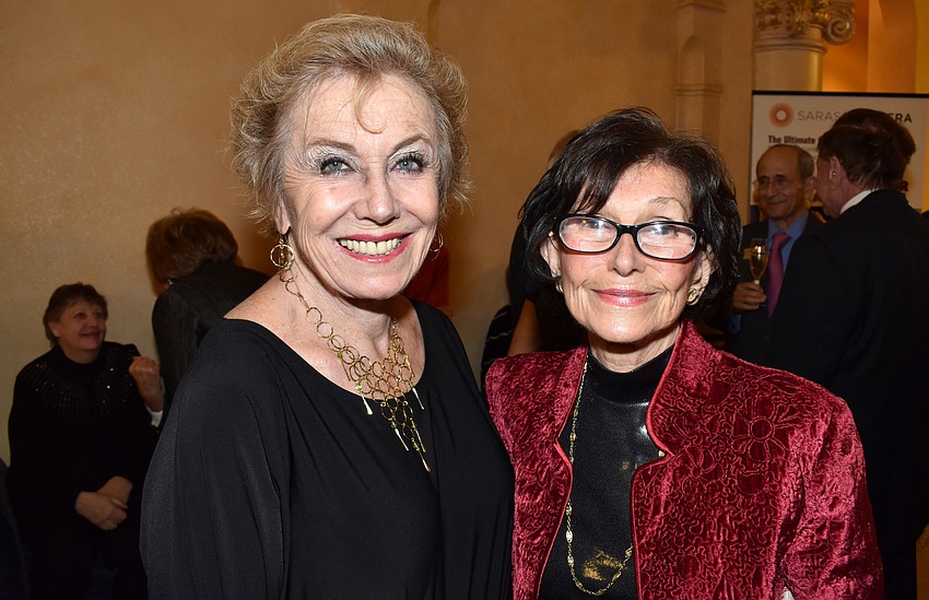 Molly Schechter and Charlotte Gollobin