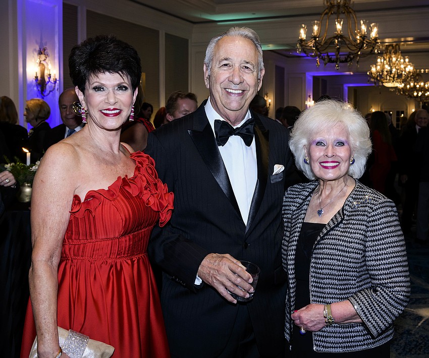 Wendy and Jerry Feinstein with Vivian Kouvant