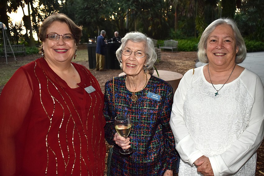 Emily Chalker Lane with Pattie and Joanna Clendenin