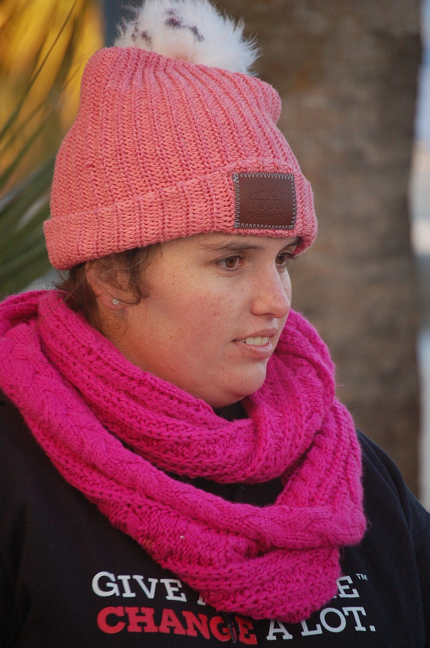 Lindsay Goffinet was ready for temperatures near 40 on Sunday morning.