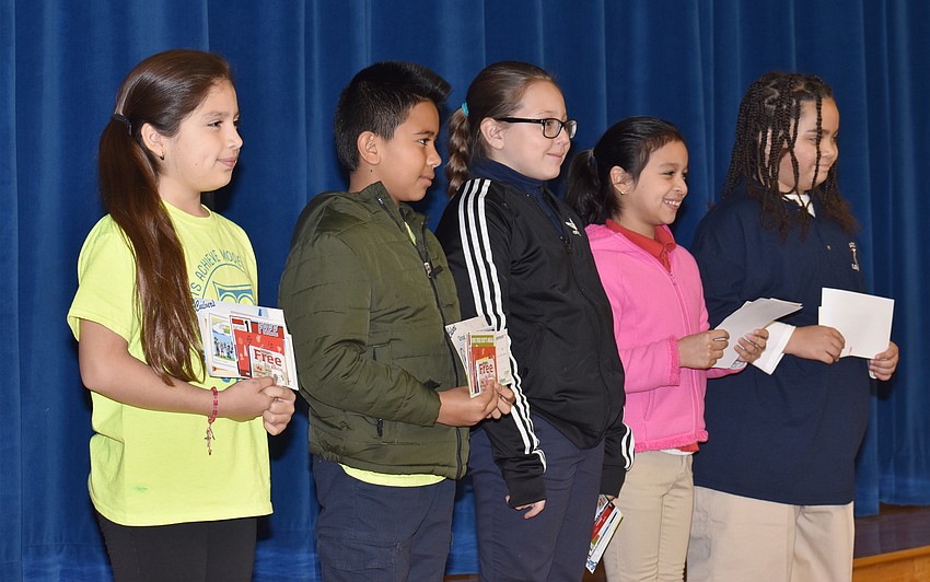 Gocio fourth graders pose for a photo.