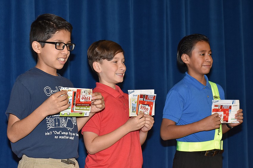 Gocio fifth graders pose for a photo.