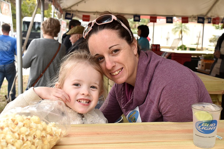 Maci and Sadie Melderis